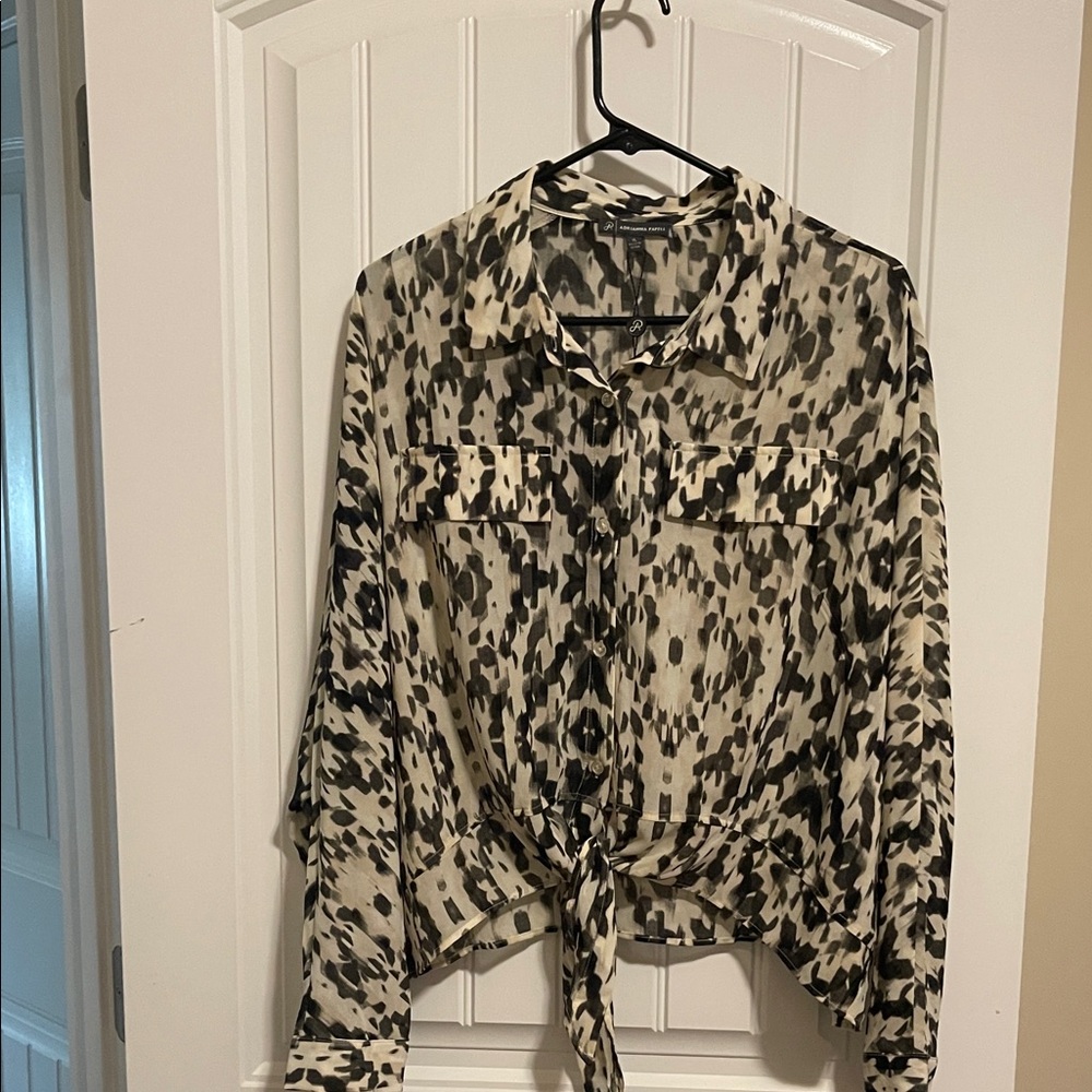 Adrianna Papell Black and Cream Button Down Shirt